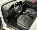 Белый Хендай Ioniq, объемом двигателя 0 л и пробегом 117 тыс. км за 16879 $, фото 17 на Automoto.ua