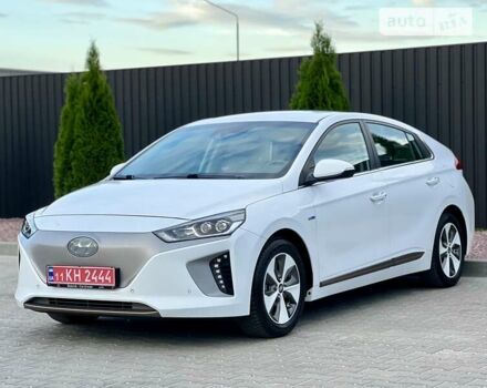 Білий Хендай Ioniq, об'ємом двигуна 0 л та пробігом 59 тис. км за 15800 $, фото 10 на Automoto.ua