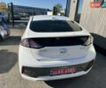 Белый Хендай Ioniq, объемом двигателя 0 л и пробегом 133 тыс. км за 15000 $, фото 4 на Automoto.ua