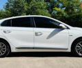 Белый Хендай Ioniq, объемом двигателя 0 л и пробегом 68 тыс. км за 16300 $, фото 7 на Automoto.ua