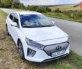 Белый Хендай Ioniq, объемом двигателя 0 л и пробегом 44 тыс. км за 16900 $, фото 2 на Automoto.ua