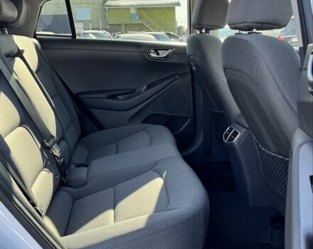 Белый Хендай Ioniq, объемом двигателя 0 л и пробегом 131 тыс. км за 16200 $, фото 16 на Automoto.ua