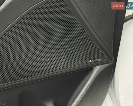 Белый Хендай Ioniq, объемом двигателя 0 л и пробегом 117 тыс. км за 16879 $, фото 15 на Automoto.ua