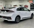 Белый Хендай Ioniq, объемом двигателя 0 л и пробегом 82 тыс. км за 16490 $, фото 7 на Automoto.ua