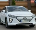 Белый Хендай Ioniq, объемом двигателя 0 л и пробегом 43 тыс. км за 18200 $, фото 9 на Automoto.ua
