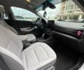 Белый Хендай Ioniq, объемом двигателя 1.58 л и пробегом 49 тыс. км за 21500 $, фото 9 на Automoto.ua