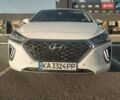 Белый Хендай Ioniq, объемом двигателя 1.58 л и пробегом 123 тыс. км за 19300 $, фото 6 на Automoto.ua