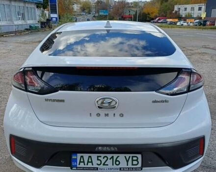 Білий Хендай Ioniq, об'ємом двигуна 0 л та пробігом 62 тис. км за 17900 $, фото 1 на Automoto.ua