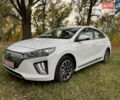 Белый Хендай Ioniq, объемом двигателя 0 л и пробегом 79 тыс. км за 14600 $, фото 1 на Automoto.ua