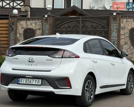 Белый Хендай Ioniq, объемом двигателя 0 л и пробегом 43 тыс. км за 18200 $, фото 32 на Automoto.ua