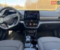 Белый Хендай Ioniq, объемом двигателя 0 л и пробегом 35 тыс. км за 16300 $, фото 15 на Automoto.ua