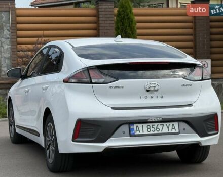 Белый Хендай Ioniq, объемом двигателя 0 л и пробегом 43 тыс. км за 18200 $, фото 22 на Automoto.ua