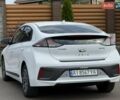 Белый Хендай Ioniq, объемом двигателя 0 л и пробегом 43 тыс. км за 18200 $, фото 22 на Automoto.ua