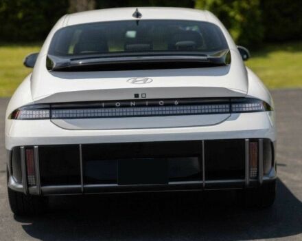 Белый Хендай Ioniq, объемом двигателя 0 л и пробегом 23 тыс. км за 9500 $, фото 5 на Automoto.ua