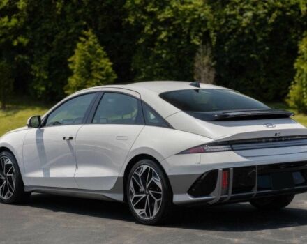 Белый Хендай Ioniq, объемом двигателя 0 л и пробегом 23 тыс. км за 9500 $, фото 6 на Automoto.ua