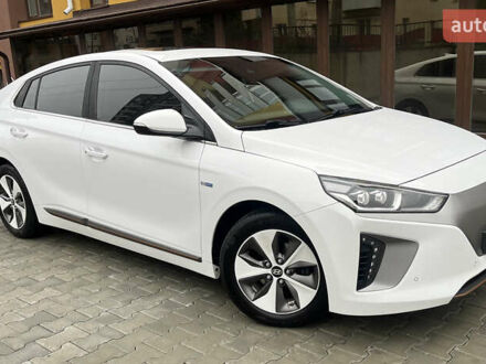 Белый Хендай Ioniq, объемом двигателя 0 л и пробегом 158 тыс. км за 13200 $, фото 1 на Automoto.ua
