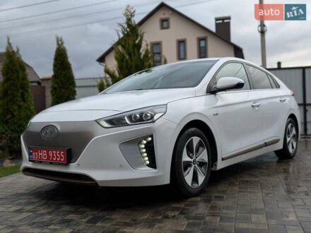 Хендай Ioniq 2016 в Виннице на Automoto.ua Белый Хендай Ioniq, объемом двигателя 0 л и пробегом 89 тыс. км за 12500 $, фото 1 на Automoto.ua