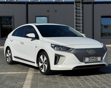 Белый Хендай Ioniq, объемом двигателя 0 л и пробегом 85 тыс. км за 14800 $, фото 1 на Automoto.ua