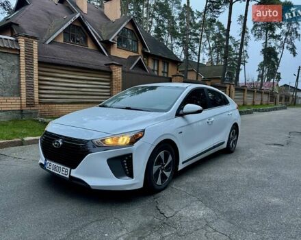 Білий Хендай Ioniq, об'ємом двигуна 1.58 л та пробігом 144 тис. км за 14500 $, фото 1 на Automoto.ua