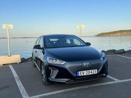 Белый Хендай Ioniq, объемом двигателя 0 л и пробегом 75 тыс. км за 17500 $, фото 1 на Automoto.ua