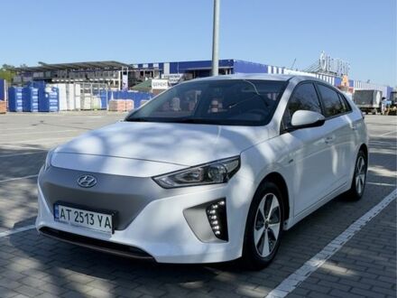 Білий Хендай Ioniq, об'ємом двигуна 0 л та пробігом 30 тис. км за 14500 $, фото 1 на Automoto.ua