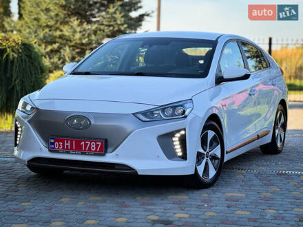 Білий Хендай Ioniq, об'ємом двигуна 0 л та пробігом 165 тис. км за 11900 $, фото 1 на Automoto.ua