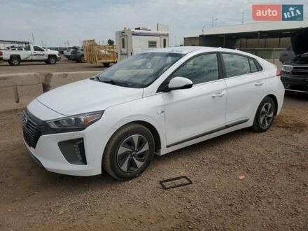 Белый Хендай Ioniq, объемом двигателя 1.58 л и пробегом 150 тыс. км за 3000 $, фото 1 на Automoto.ua
