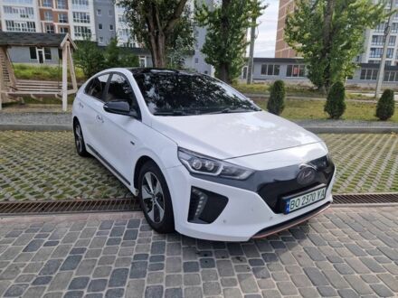 Белый Хендай Ioniq, объемом двигателя 0 л и пробегом 108 тыс. км за 13200 $, фото 1 на Automoto.ua