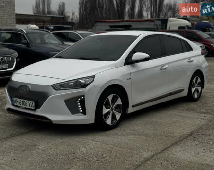Белый Хендай Ioniq, объемом двигателя 0 л и пробегом 118 тыс. км за 10750 $, фото 1 на Automoto.ua