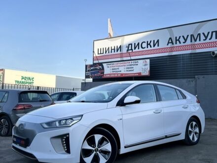 Білий Хендай Ioniq, об'ємом двигуна 0 л та пробігом 137 тис. км за 15200 $, фото 1 на Automoto.ua