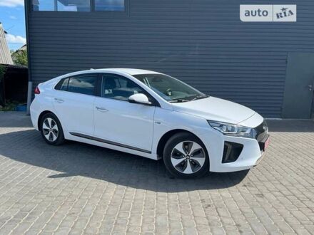 Білий Хендай Ioniq, об'ємом двигуна 0 л та пробігом 87 тис. км за 13800 $, фото 1 на Automoto.ua