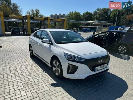 Белый Хендай Ioniq, объемом двигателя 0 л и пробегом 125 тыс. км за 13000 $, фото 1 на Automoto.ua