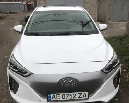 Білий Хендай Ioniq, об'ємом двигуна 0 л та пробігом 129 тис. км за 13700 $, фото 1 на Automoto.ua