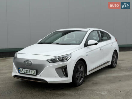 Белый Хендай Ioniq, объемом двигателя 0 л и пробегом 75 тыс. км за 12700 $, фото 1 на Automoto.ua