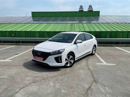 Хендай Ioniq 2018 в Киеве на Automoto.ua Белый Хендай Ioniq, объемом двигателя 0 л и пробегом 158 тыс. км за 12700 $, фото 1 на Automoto.ua