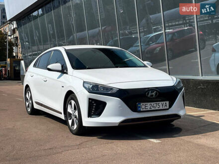 Белый Хендай Ioniq, объемом двигателя 0 л и пробегом 103 тыс. км за 15900 $, фото 1 на Automoto.ua