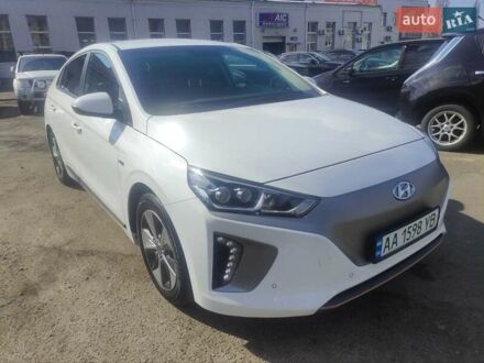 Белый Хендай Ioniq, объемом двигателя 0 л и пробегом 116 тыс. км за 15600 $, фото 1 на Automoto.ua