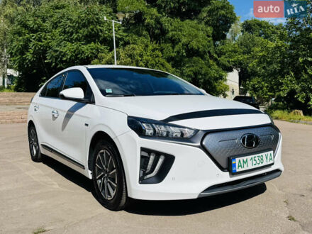 Белый Хендай Ioniq, объемом двигателя 0 л и пробегом 68 тыс. км за 16300 $, фото 1 на Automoto.ua