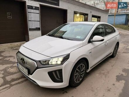 Білий Хендай Ioniq, об'ємом двигуна 0 л та пробігом 35 тис. км за 18000 $, фото 1 на Automoto.ua