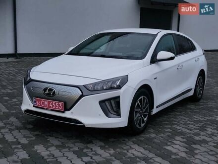 Білий Хендай Ioniq, об'ємом двигуна 0 л та пробігом 53 тис. км за 15900 $, фото 1 на Automoto.ua