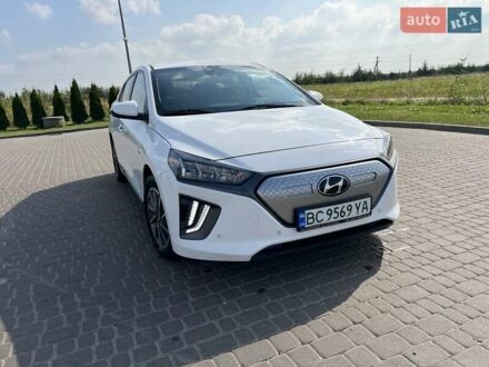 Білий Хендай Ioniq, об'ємом двигуна 0 л та пробігом 110 тис. км за 15800 $, фото 1 на Automoto.ua