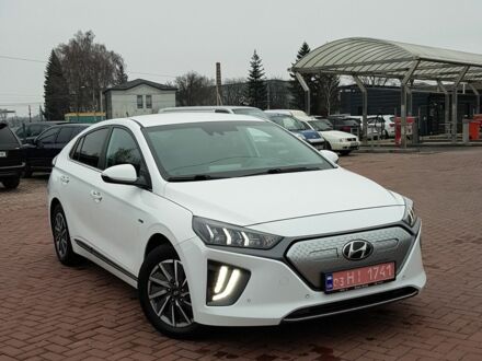 Белый Хендай Ioniq, объемом двигателя 0 л и пробегом 162 тыс. км за 15100 $, фото 1 на Automoto.ua