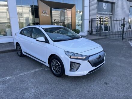 Белый Хендай Ioniq, объемом двигателя 0 л и пробегом 24 тыс. км за 18900 $, фото 1 на Automoto.ua