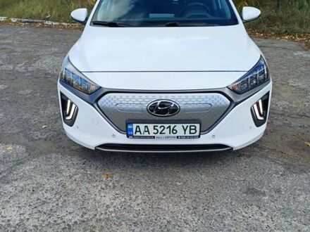 Білий Хендай Ioniq, об'ємом двигуна 0 л та пробігом 62 тис. км за 17900 $, фото 1 на Automoto.ua