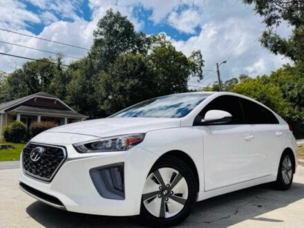 Хендай Ioniq 2022 в Тернополе на Automoto.ua Белый Хендай Ioniq, объемом двигателя 1.6 л и пробегом 22 тыс. км за 30000 $, фото 1 на Automoto.ua