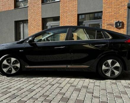 Черный Хендай Ioniq, объемом двигателя 0 л и пробегом 131 тыс. км за 14499 $, фото 9 на Automoto.ua