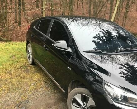 Черный Хендай Ioniq, объемом двигателя 0 л и пробегом 149 тыс. км за 11300 $, фото 2 на Automoto.ua