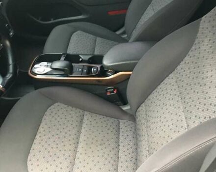 Черный Хендай Ioniq, объемом двигателя 0 л и пробегом 149 тыс. км за 11300 $, фото 8 на Automoto.ua