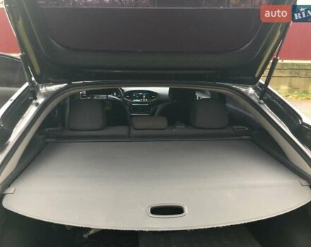 Черный Хендай Ioniq, объемом двигателя 0 л и пробегом 149 тыс. км за 11300 $, фото 10 на Automoto.ua