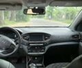 Черный Хендай Ioniq, объемом двигателя 0 л и пробегом 190 тыс. км за 12700 $, фото 2 на Automoto.ua